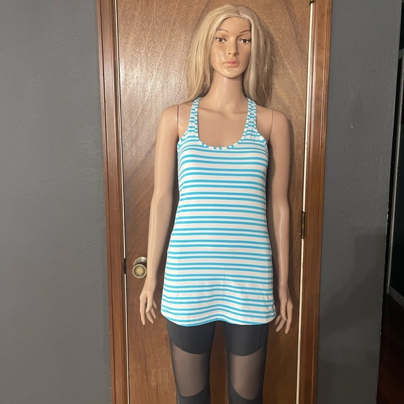 Lululemon" Cool Racerback Stripe blue and white, - Picture 7 of 13